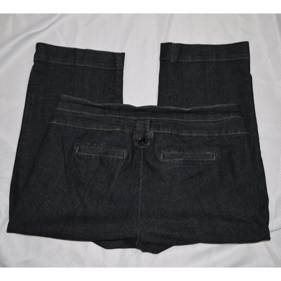 Torrid Denim, crop pants (size 16) - Picture 4 of 6